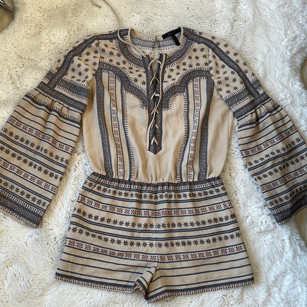 NWOT BCBG ROMPER